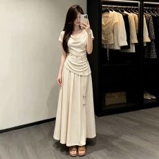 批发2026夏季新款韩系荡领一<b class='q'>字</b>肩上衣百搭<b class='q'>半身裙</b>通勤气质套装