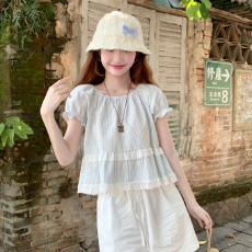 批发多巴胺薄荷绿<b class='q'>格子</b>泡泡袖衬<b class='q'>衫</b>女夏季小<b class='q'>衫</b>设计感娃娃<b class='q'>衫</b>上衣