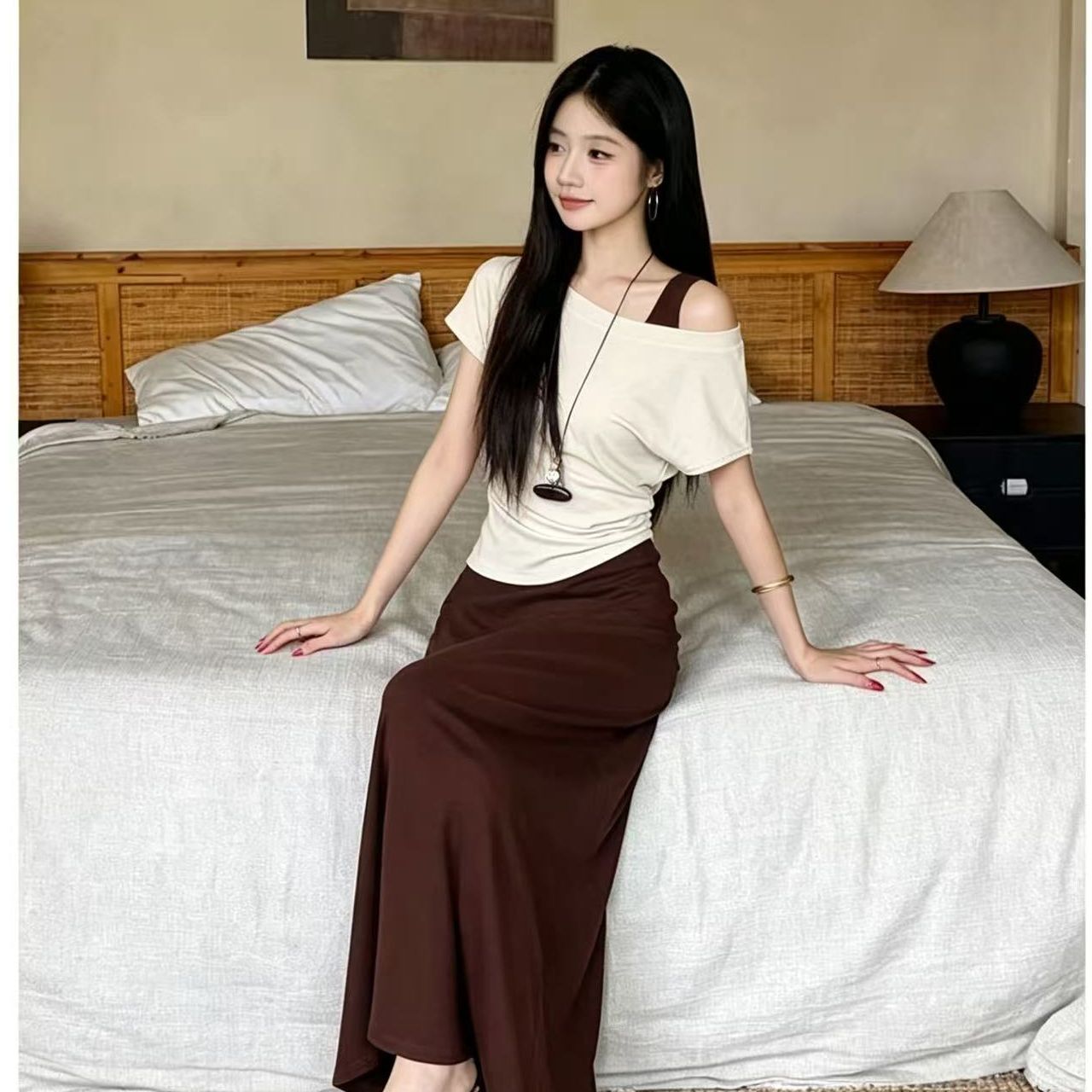 RY7868# 轻熟设计感两件套装女2026新款露肩收腰短袖t恤巨好看背心连衣裙