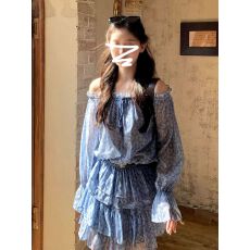 批发韩系独特一字肩蓝色碎花连衣裙子夏日绝美度假风收腰<b class='q'>雪纺</b><b class='q'>短裙</b>套装