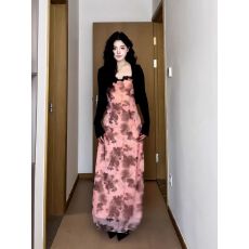 批发辣妹风时尚吊带连衣裙女夏季度假风碎花裙<b class='q'>胖</b>MM<b class='q'>遮</b>肚子显瘦裙子