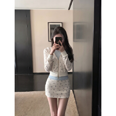 批发韩系甜美碎花短款<b class='q'>卫衣</b>套装秋印花连帽外套碎花半裙修身显瘦两件套