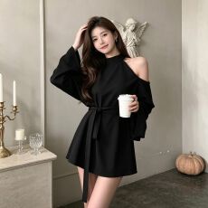 批发黑色露肩<b class='q'>挂</b><b class='q'>脖</b><b class='q'>连衣裙</b>女2026秋季荷叶边喇叭袖衬衫裙小个子包臀短裙