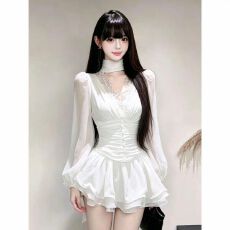 批发秋季新款衬衫纯欲风蕾丝拼接上衣+收腰显瘦<b class='q'>蓬蓬</b>半身裙时尚套装女