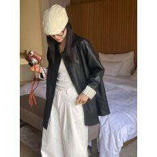 批发黑色高级感炸街皮衣外套女新款潮酷时尚翻领2026<b class='q'>春</b>秋工装夹克上衣