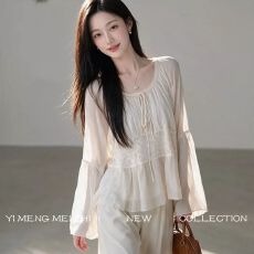 批发韩系温柔风雪纺衫女秋季蕾丝拼接花边宽松显瘦套头上衣