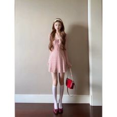 批发法式早秋穿搭波点连衣裙女2026新款性感辣妹<b class='q'>修身</b>显瘦长袖内搭短裙