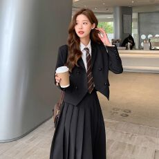 批发学院风西装外套+<b class='q'>半身裙</b>春秋穿搭正装大学生面试JK制服西服外套女