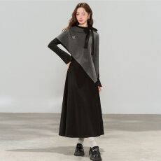 批发2026秋冬新款<b class='q'>不规则</b>斗篷上衣女黑色显瘦身<b class='q'>连衣裙</b>裙两件套套装