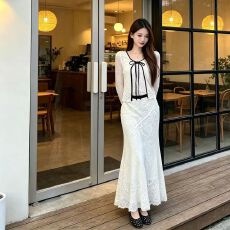 批发法式温柔甜美撞色长袖<b class='q'>开衫</b>v领吊带背心半身裙女2026秋季新款套装