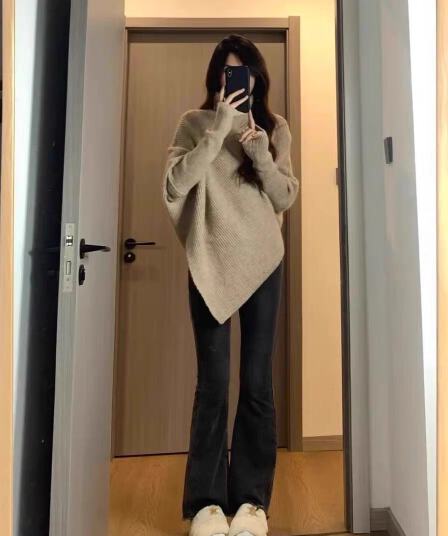 불규칙 터틀넥 스웨터 여자 겨울 2025 새로운 폭발 한 부서 부드러운 느긋한 바람 두꺼운 니트 스웨터 맨위