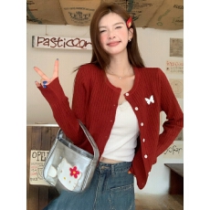 批发红色针织<b class='q'>开衫</b>外套女2026新款韩系早秋穿搭毛衣蝴蝶结上衣