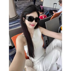 批发夏季独特超好看不规则斜肩修身短款上衣设计感小众白色无袖t恤<b class='q'>女</b>