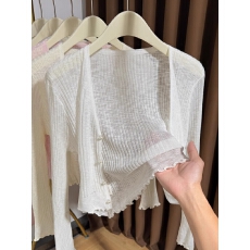 批发白色轻薄<b class='q'>针织</b>薄款开<b class='q'>衫</b>配吊带2026新款高级感配裙子冰丝防晒小披肩