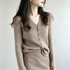 批发V领长袖针织开衫女秋冬装法式宽松慵懒风百搭设计感小众毛衣