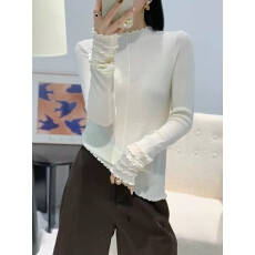 批发2026新款漂亮优雅木耳边半高领<b class='q'>打底衫</b>毛衣女修身显瘦净色针织上衣