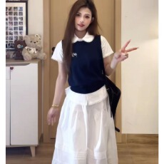批发三件套装韩系气质<b class='q'>休闲</b><b class='q'>运动服</b>套装夏季2026新款衬衫短袖背心半身裙