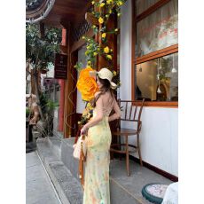 批发度假风绑带露背吊带<b class='q'>连衣裙</b>女夏季碎花裙辣妹收腰鱼尾裙子包臀长裙