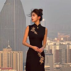 批发新中式国风改良<b class='q'>旗袍</b>气质名媛御姐高级感礼服裙收腰修身包臀连衣裙