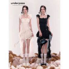 批发Underpass***假日法式红色玫瑰显白小飞袖吊带拖尾氛围感<b class='q'>连衣裙</b>