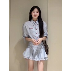 批发2025新款学院风miu系蓝色衬衫连衣<b class='q'>裙</b>子女春夏季气质收腰百褶短<b class='q'>裙</b>