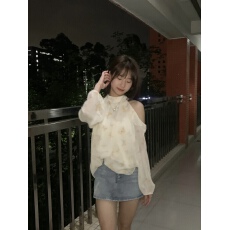 批发法式甜美挂脖衬衫2025新款女薄款露肩荷叶边<b class='q'>长袖</b>雪纺小衫气质上衣