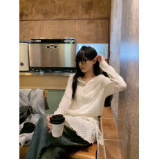 批发甜酷辣妹长袖连帽白色T恤女春夏别致小众宽松镂空显瘦中长款<b class='q'>上衣</b>