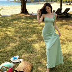 批发薄荷曼波绿色吊带<b class='q'>连衣裙</b>女夏季收腰修身裙子性感紧身包臀鱼尾长裙