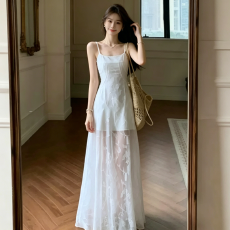批发2026无袖长裙薄荷绿海边搭绝美收腰穿度假风新款女吊带<b class='q'>连衣裙</b>夏季