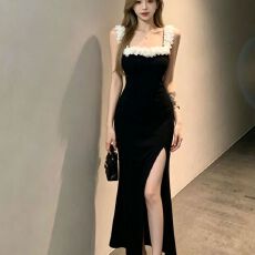 批发纯欲花朵吊带连衣裙女夏季设计感高级收腰露背开叉黑色包臀裙<b class='q'>长裙</b>