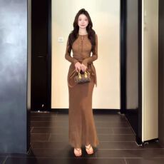 批发两件套 韩系穿搭女秋季性感纯欲镂空长袖上衣百搭包臀半身裙套装