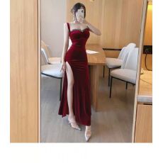 批发法式名媛气质蕾丝拼接丝绒吊带连衣裙女秋<b class='q'>冬</b>收腰优雅开叉礼服长裙