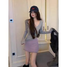批发韩系辣妹V领灰色长袖T恤打底衫女秋季新款<b class='q'>蕾丝</b>花边高腰短裙两件套