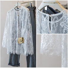 批发实拍胖mm镂空花边蕾丝<b class='q'>打底衫</b>新款春季高级感内搭薄纱叠穿网纱上衣