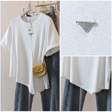 批发实拍<b class='q'>胖</b>MM<b class='q'>遮</b>肚子正肩短袖T恤女夏季宽松百搭显瘦设计感不规则上衣