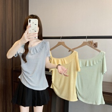 批发<b class='q'>实拍</b><b class='q'>大码</b><b class='q'>女装</b>立体花朵漏肩合荷叶边针织遮肉显瘦上衣