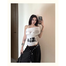 批发一字肩<b class='q'>罩衫</b>腰头切割拼接字母印花打底上衣<b class='q'>比基尼</b>两件套装