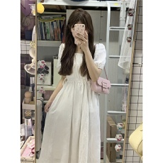 批发白色连衣裙2026<b class='q'>新款</b>夏季法式高级感抽绳显瘦收腰小个子初恋<b class='q'>长裙</b>子