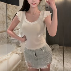 批发辣妹风V领掐腰小飞袖上衣女夏季设计感修身显瘦<b class='q'>打底衫</b>ins