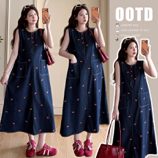 批发现现实拍2026春季新款小马刺绣牛仔裙+针织开衫