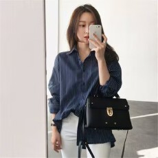 批发有货 春装新款中长款百搭宽松蓝色竖<b class='q'>条纹</b>BF大码长袖<b class='q'>衬衫</b>女夏韩范