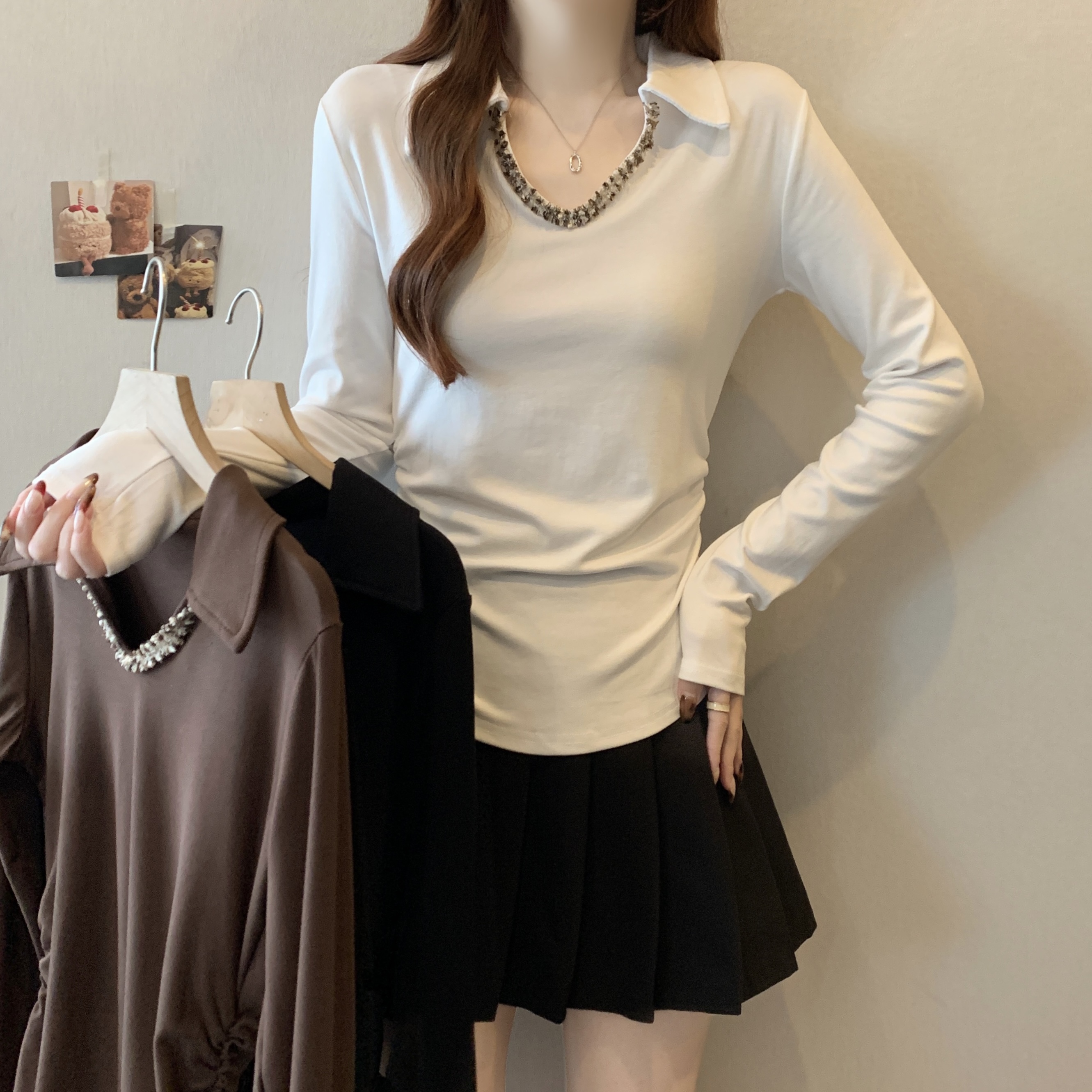 MY12734# 新款个性V领小设计简约T恤女大码百搭显瘦休闲上衣女裝貨源服裝批發