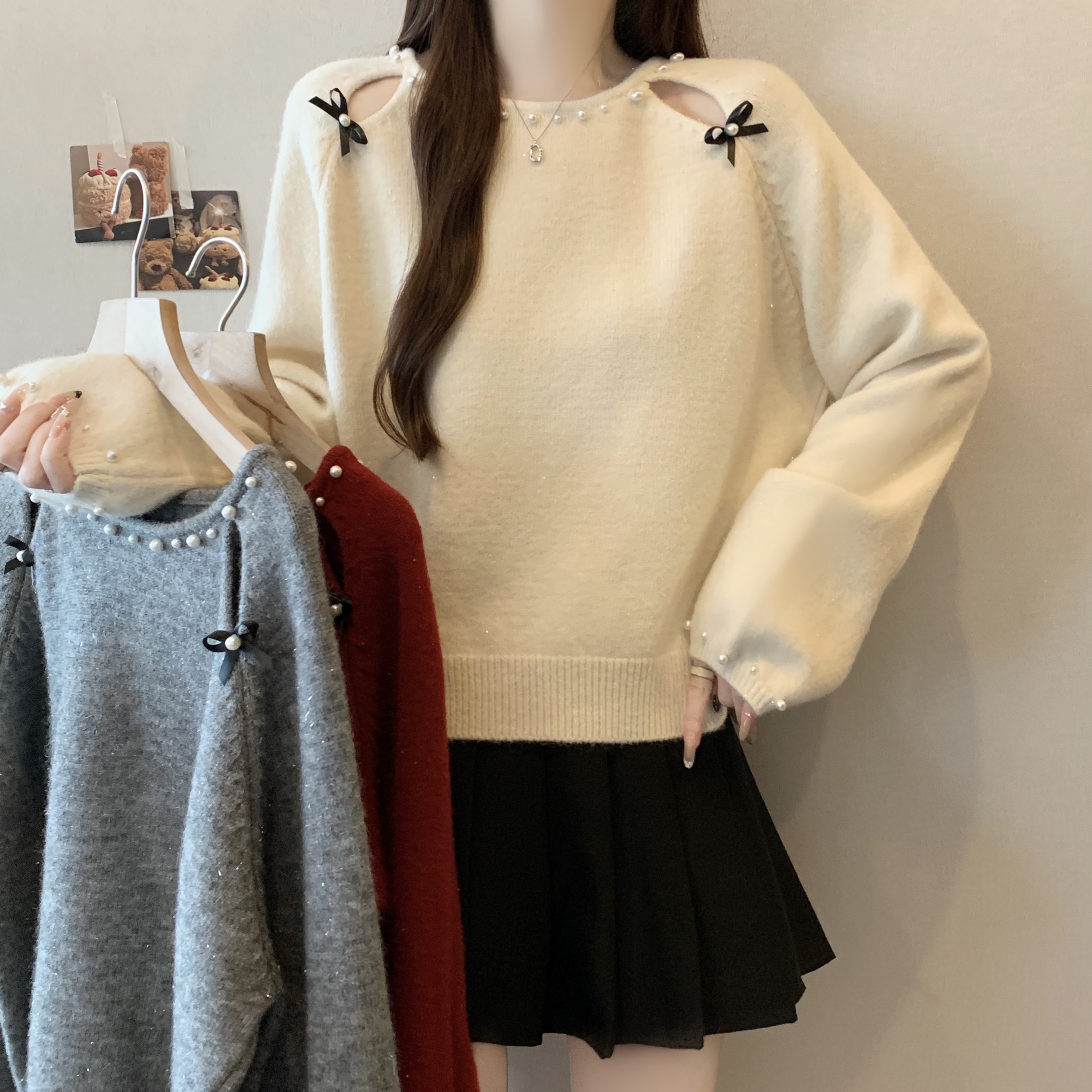 실사 빅 사이즈 디자인 센스 비즈 박기 홀로우 아웃 니트 스웨터 여성 2025 가을 겨울 새로운 루즈핏 슬림해 보이는 다용도 스웨터