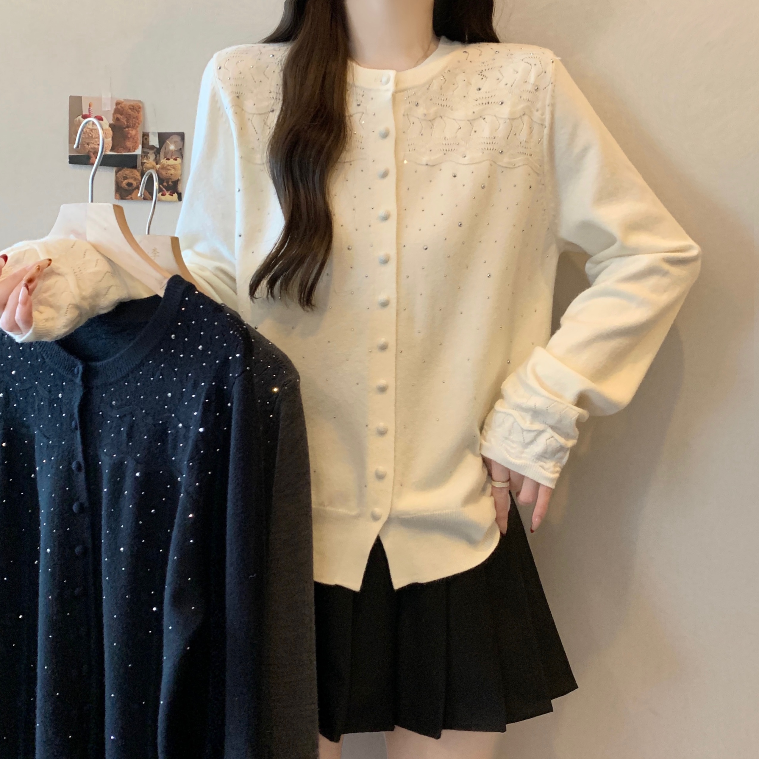 실사 빅 사이즈 2026 이른 봄 새로운 라운드 넥 핫픽스 스웨터 니트 오픈 가디건 여성 레저 다용도 고급 센스 맨위