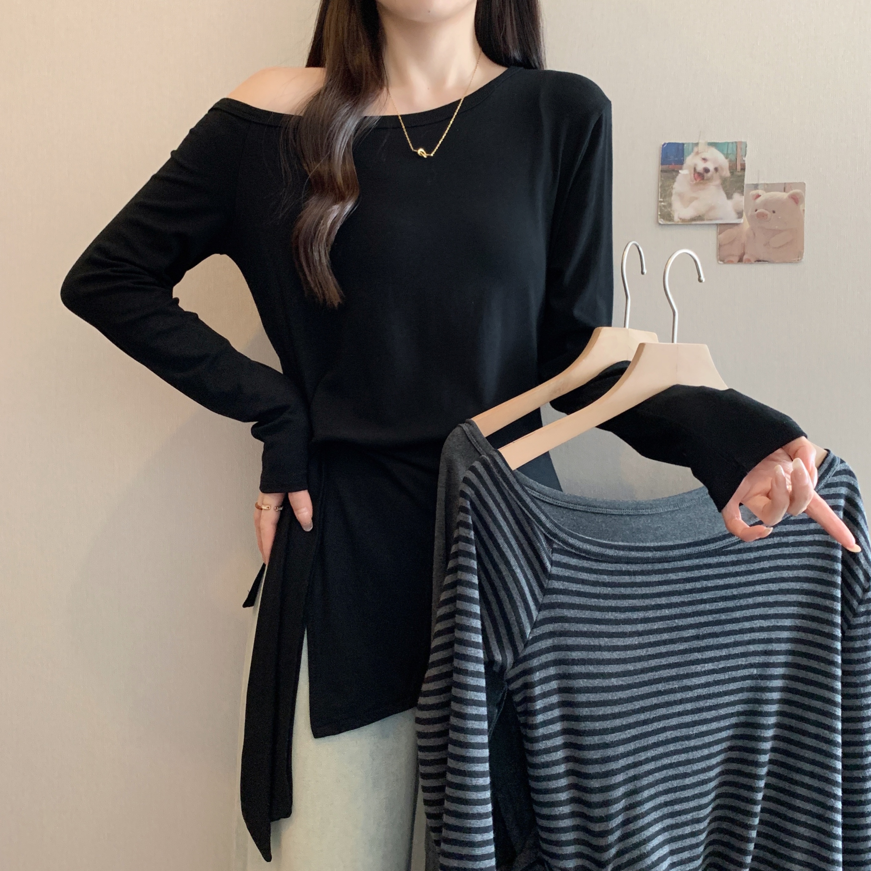 실사 빅 사이즈 통통한 여동생 이른 봄 새로운 디자인 센스 오프숄더 비스듬한 어깨 불규칙 스트랩 긴팔 티셔츠 맨위