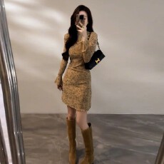 批发2025新款法式气质扎染长袖<b class='q'>连衣裙</b>子早秋季巨好看修身内搭包臀短裙