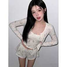 批发<b class='q'>女人</b>味纯欲带胸垫卡通小熊印花<b class='q'>睡衣</b>女2026夏季新款甜美吊带三件套