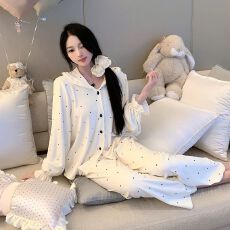 批发秋冬长袖德绒<b class='q'>睡衣</b>女韩系娃娃领甜美纯欲波点少女开衫绒套装