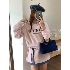 批发2025秋冬长袖卫衣字母上衣+时尚拼接蝴蝶结开叉短裙两件套装