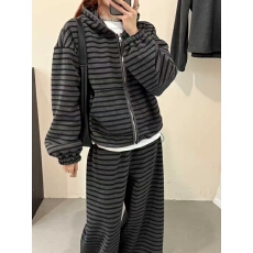 批发韩系条纹连帽长袖外套女冬季加绒加厚宽松阔<b class='q'>腿</b>休闲<b class='q'>裤</b>松驰感两件套